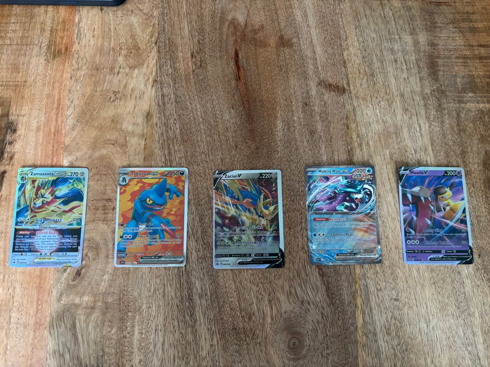 Pokémon kaarten - Zamazenta, Krookodile, Zoroark, Walking Wa, Ophalen of Verzenden, Zo goed als nieuw, Meerdere kaarten, Foil