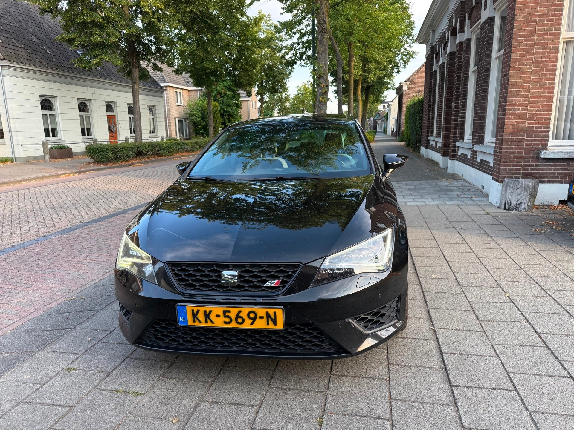 Seat Leon 2.0 TSI Cupra 280 PK EERSTE LAK LEER PANO DEALER O, Auto's, 15 km/l, Euro 6, 4 cilinders, 1984 cc