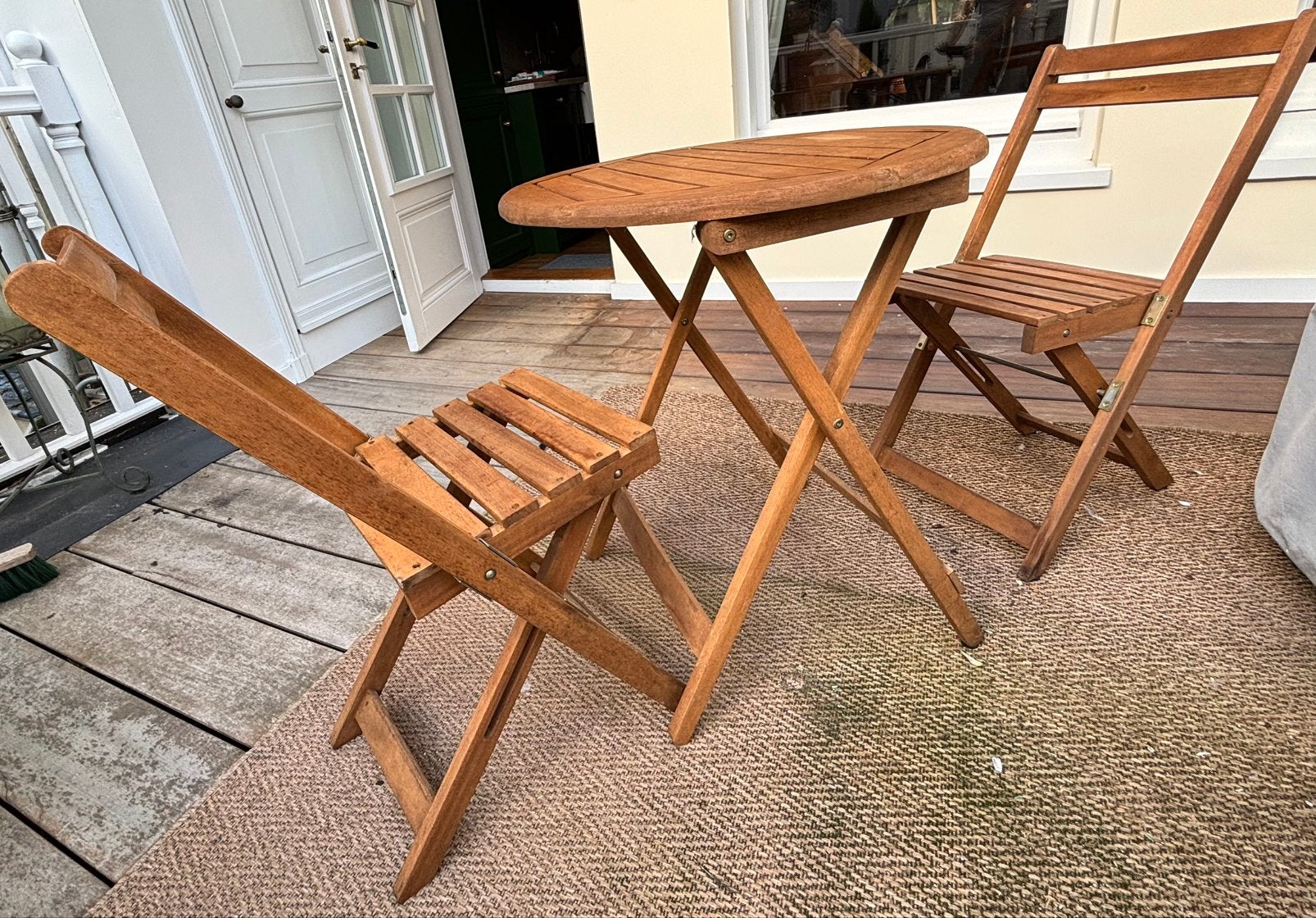 Bistroset van massief hout, als nieuw, tuinset, twee stoelen