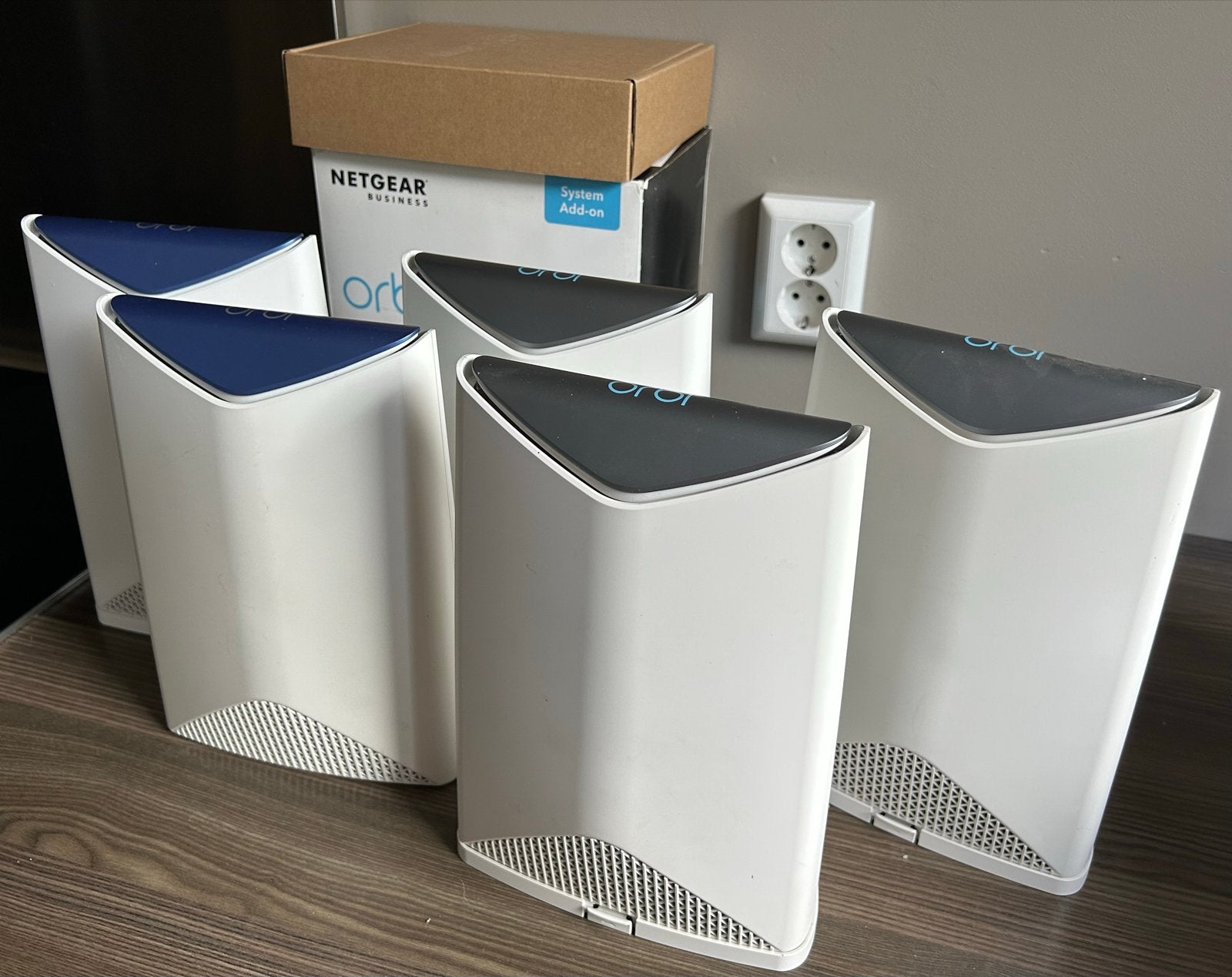 Netgear Orbi Pro WiFi Mesh Systeem - Routers, Computers en Software, Routers en Modems, Ophalen of Verzenden, Zo goed als nieuw