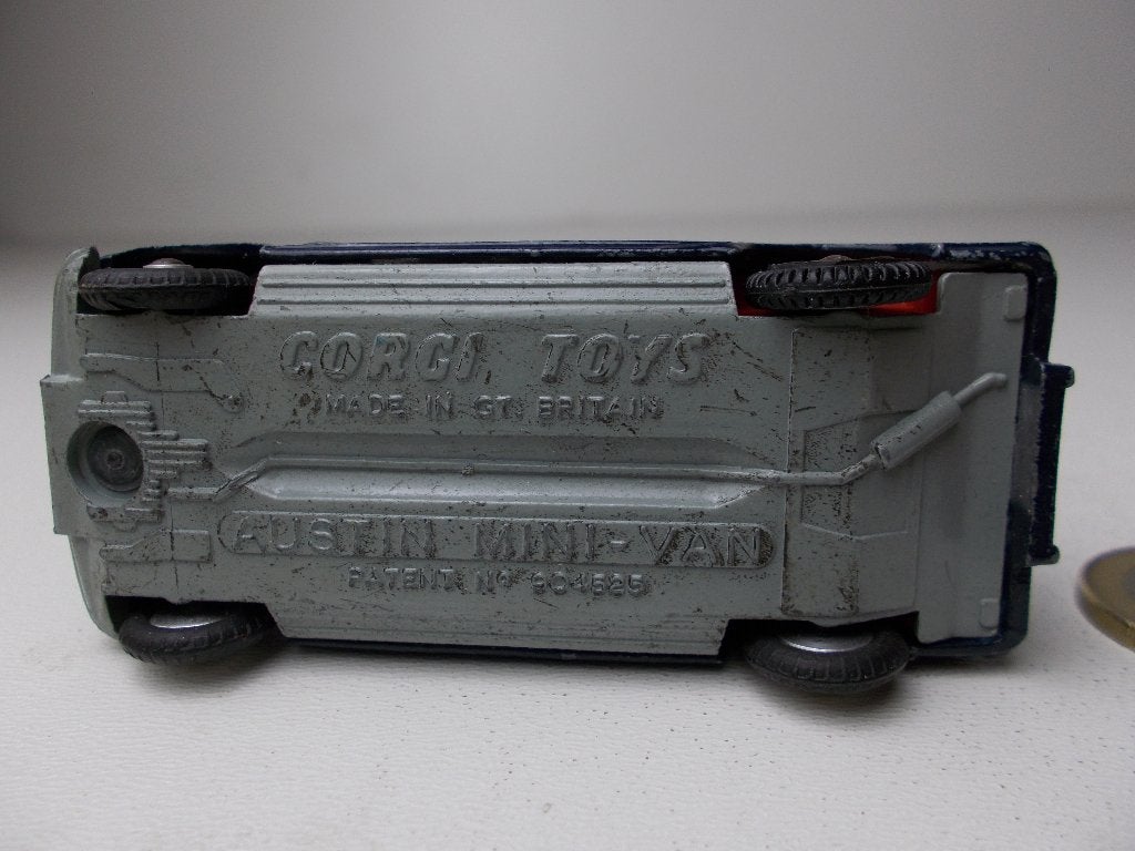 1964 Corgi Toys 448 AUSTIN MINI VAN "POLICE". Opknapper., Ophalen of Verzenden, Gebruikt, Auto, Corgi