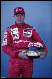 Ik zoek race used items van NL F1 coureurs!