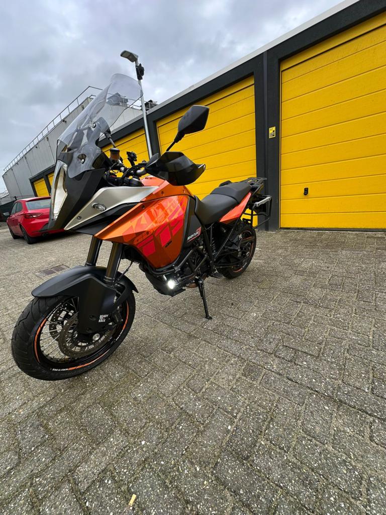 KTM 1190 Adventure 2014  VOL OPTIES  ONDERHOUD NET GEDAAN, 2 cilinders, Occasion, Handvatverwarming, Motorrijbewijs A