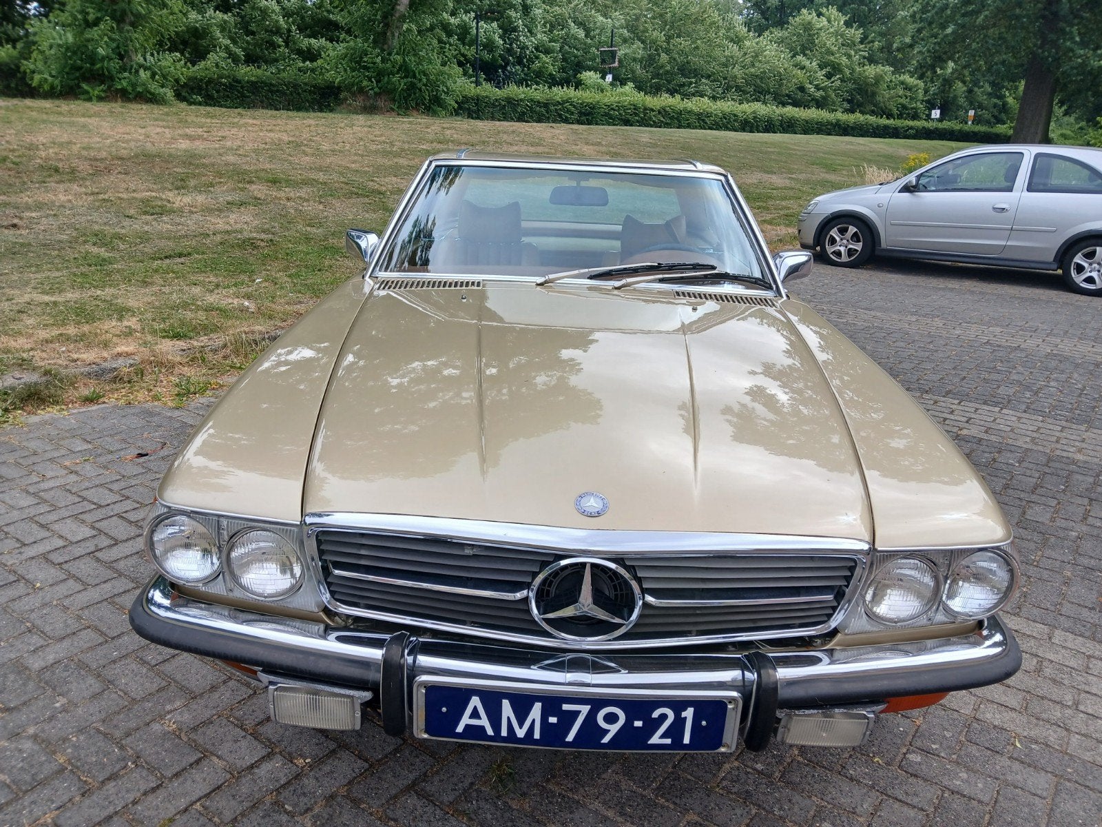 Mercedes-Benz Mercedes 1972 Beige, Auto's, Mercedes-Benz, Automaat, Achterwielaandrijving, 8 cilinders, Beige