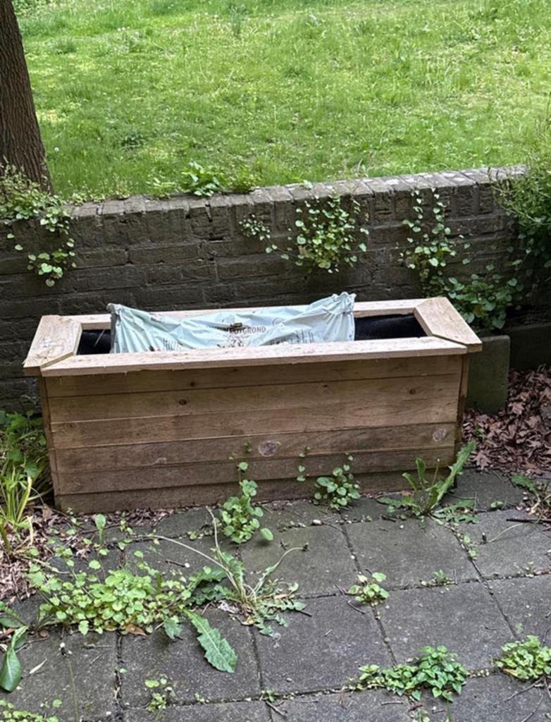 Houten plantenbak voor balkon of tuin, Tuin en Terras, Bloembakken en Plantenbakken, Ophalen, Balkon, Zo goed als nieuw, Rechthoekig