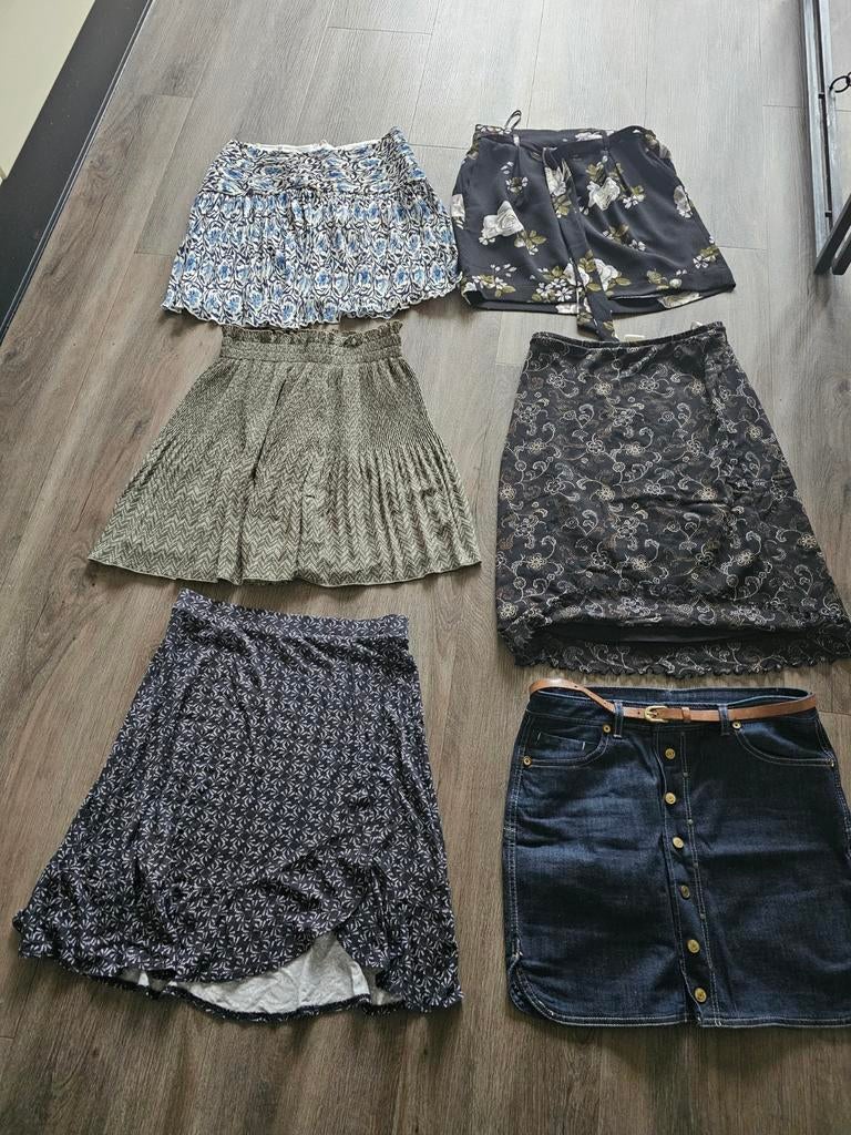 Leuke rokken en meer maat s v maar 3,50 pst, Kleding | Dames, Rokken, Ophalen of Verzenden, Zo goed als nieuw, Maat 36 (S), Overige kleuren