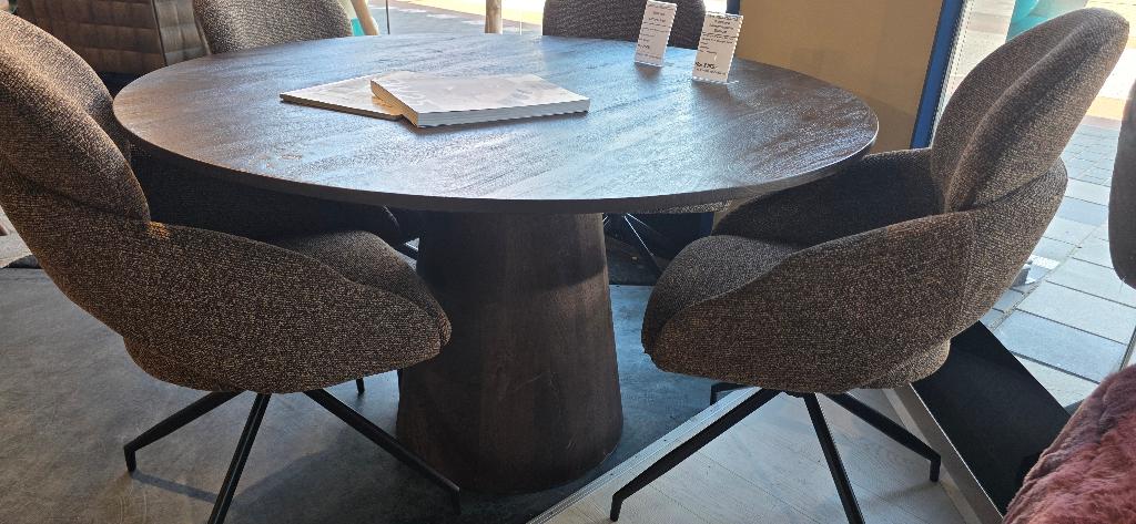 eettafel Rond 130 cm Bruin | Nu met Showmodel KORTING