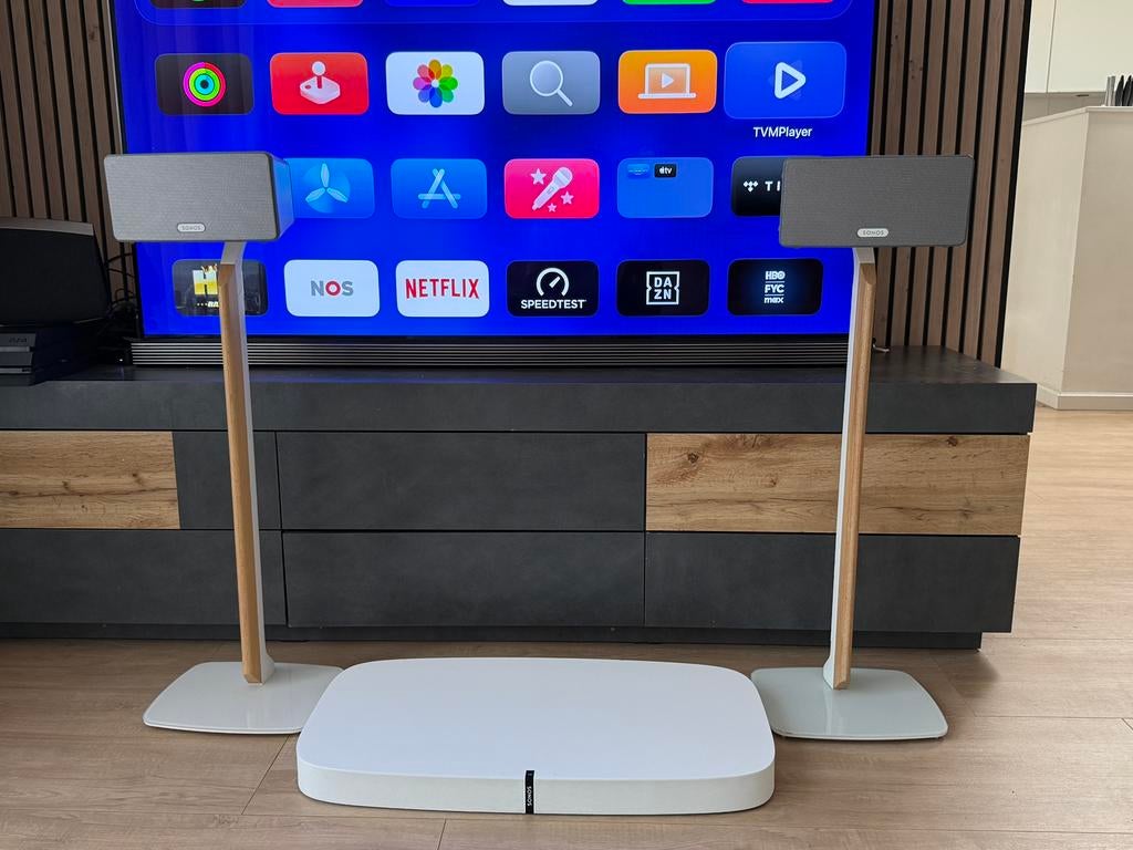 Sonos Base & Sonos Play 3  met stands en S2 ondersteuning
