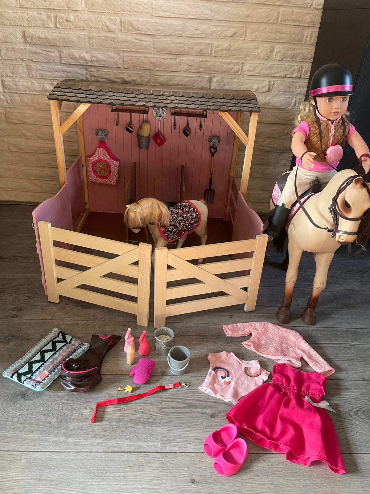 Our generation paarden set, Ophalen, Zo goed als nieuw, Barbie
