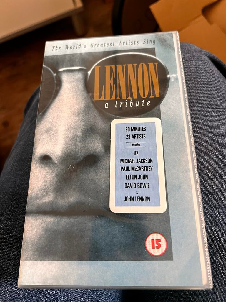 Lennon: A Tribute VHS - The World's Greatest Artists Sing, Vanaf 16 jaar, Ophalen of Verzenden, Zo goed als nieuw, Overige genres