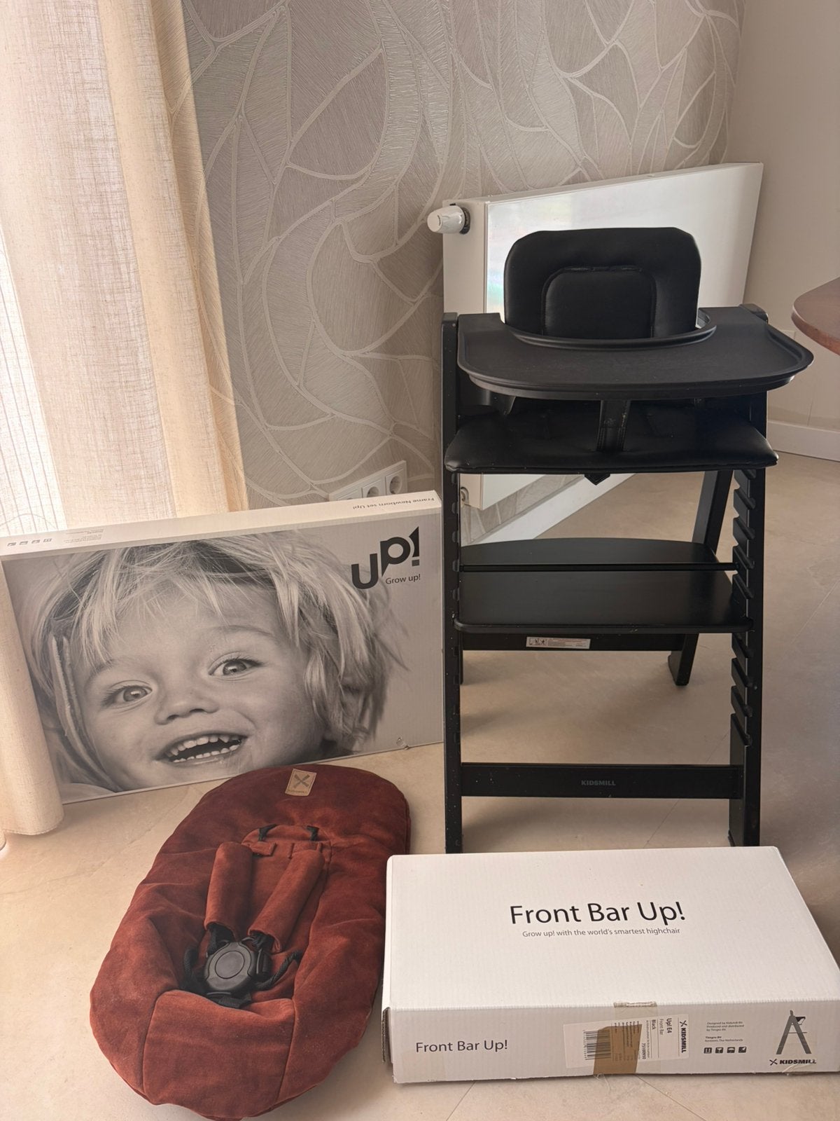 Kidsmill Up! Kinderstoel incl. Babyset + Newbornset + frame, Ophalen, Zo goed als nieuw, Meegroeistoel
