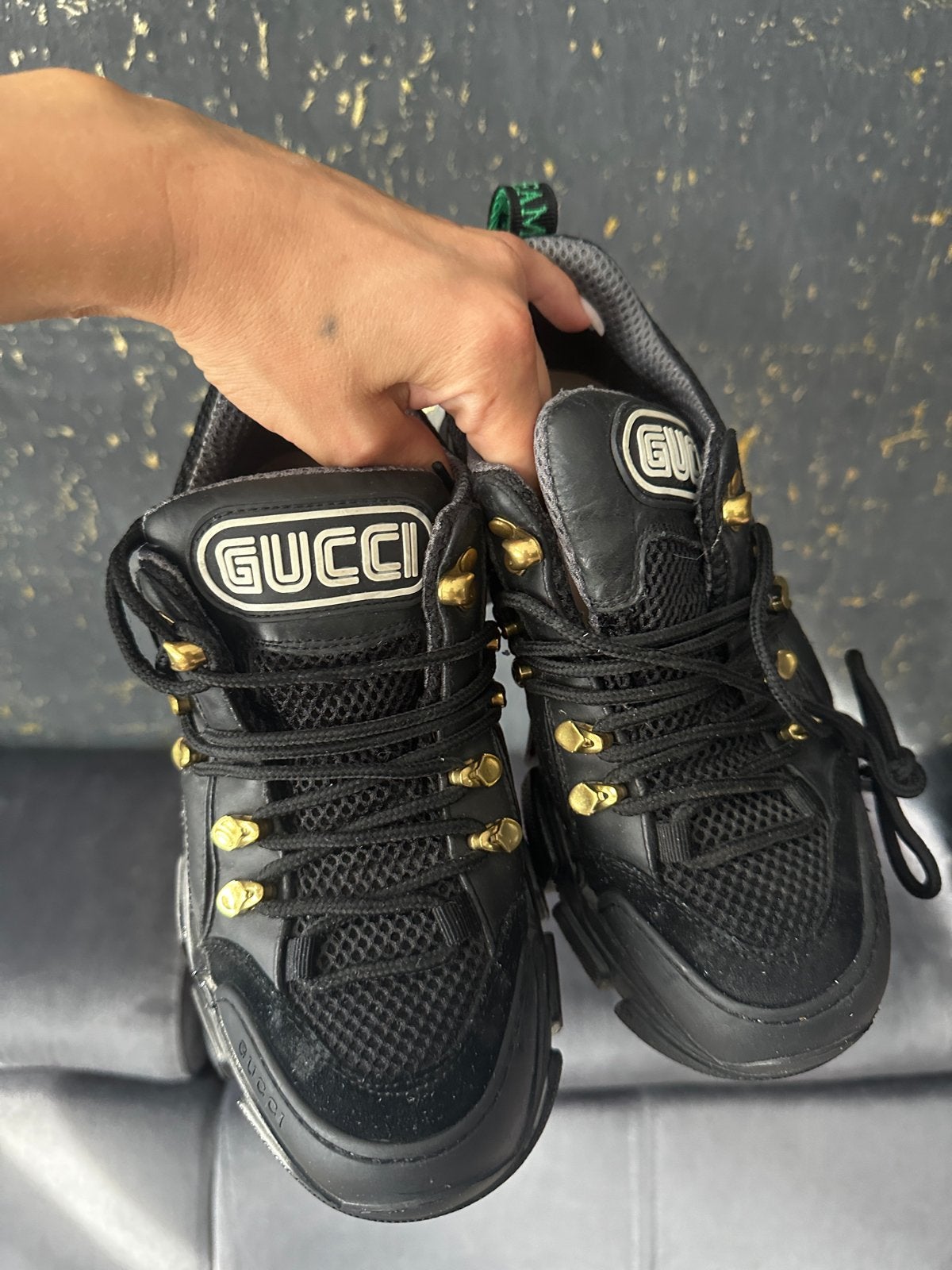 Gucci Rhyton Sneakers Zwart met Gouden Details, Ophalen of Verzenden, Zo goed als nieuw, Zwart, Sneakers of Gympen