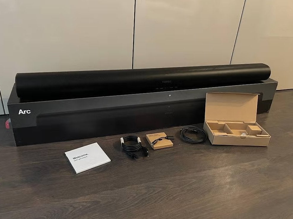 Sonos Arc Dolby Atmos Premium Smart Soundbar NIEUWSTAAT DOOS, Ophalen of Verzenden, Bluetooth, Zo goed als nieuw