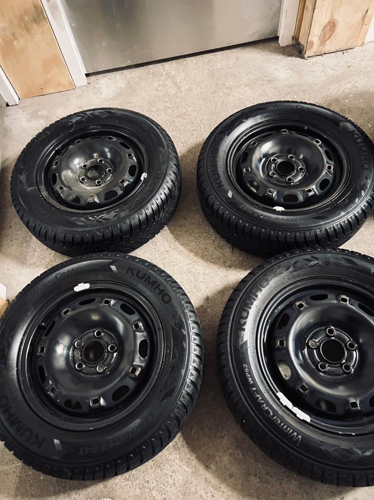8 autobanden Kumho 175/70 R14 84T winterbanden 14 inch ZGAN, Auto diversen, Auto-accessoires, Ophalen of Verzenden, Nieuw