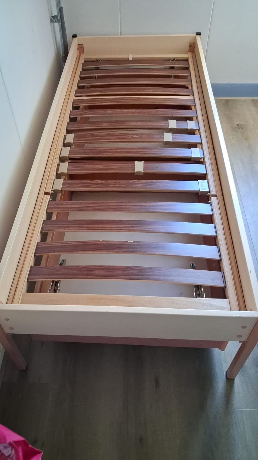 Bed 80 x 200 cm, Ophalen, Verstelbaar, Eenpersoons, 80 cm