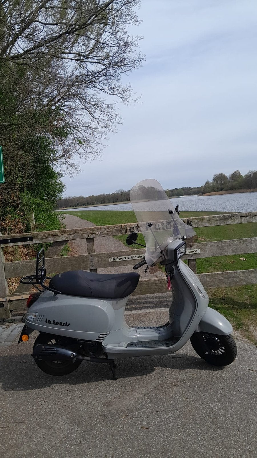 La Souris Sourini S scooter (2022) - Zeer nette staat, Fietsen en Brommers, Snorfietsen en Snorscooters, Ophalen, Zo goed als nieuw