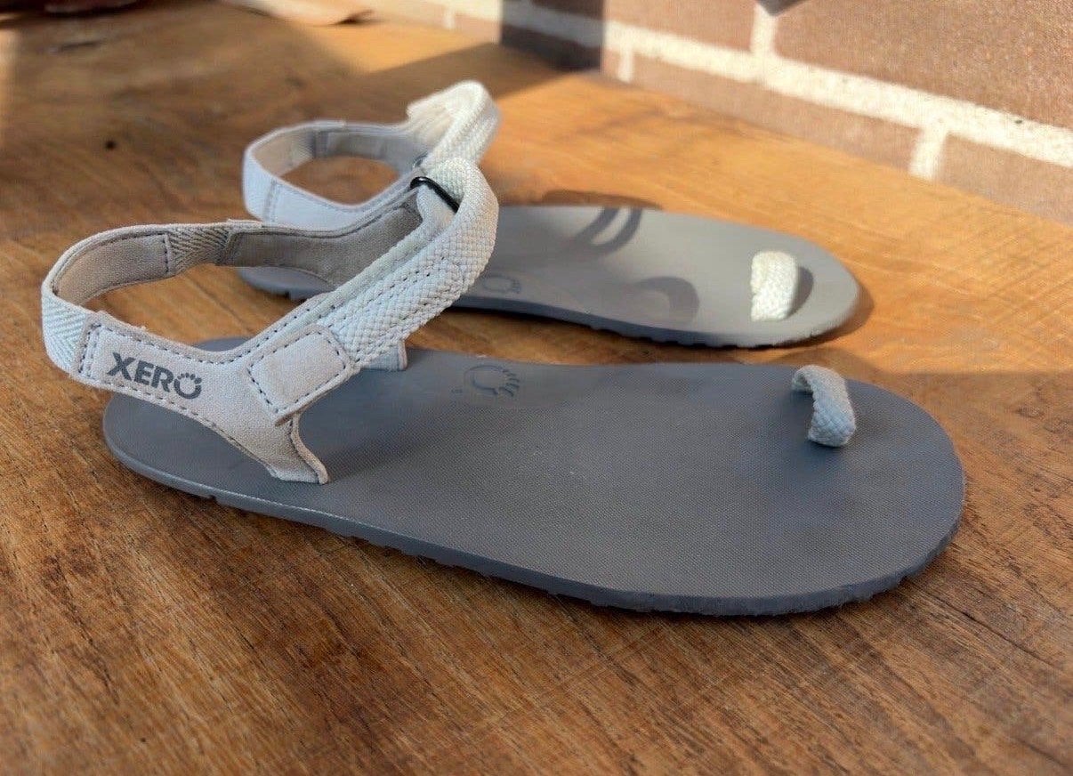 Xero Shoes Z-Trail EV sandalen - Grijs - Maat 36, Kleding | Dames, Schoenen, Ophalen of Verzenden, Gedragen, Grijs, Sandalen of Muiltjes