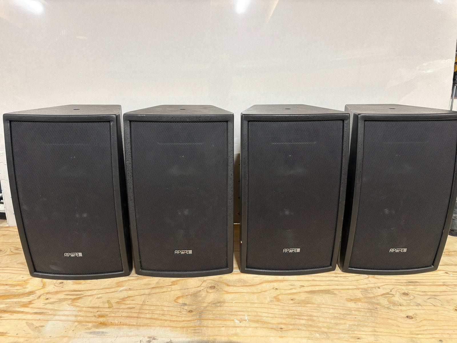 Apart Audio Mask8 speakers incl. Champ 3D versterker