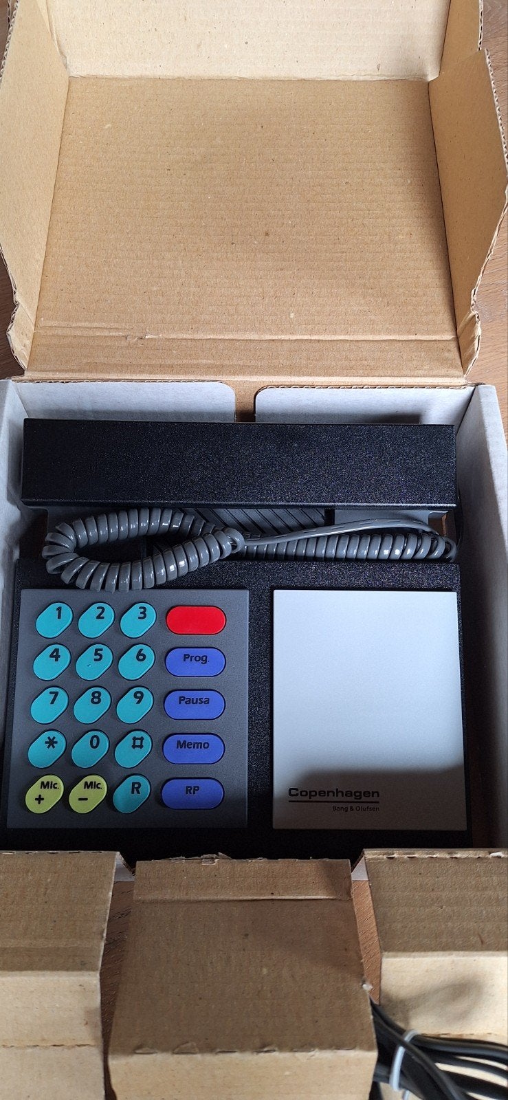 Bang & Olufsen Beocom vintage telefoon nieuw in de doos, Verzamelen, Ophalen of Verzenden, Audio en Video