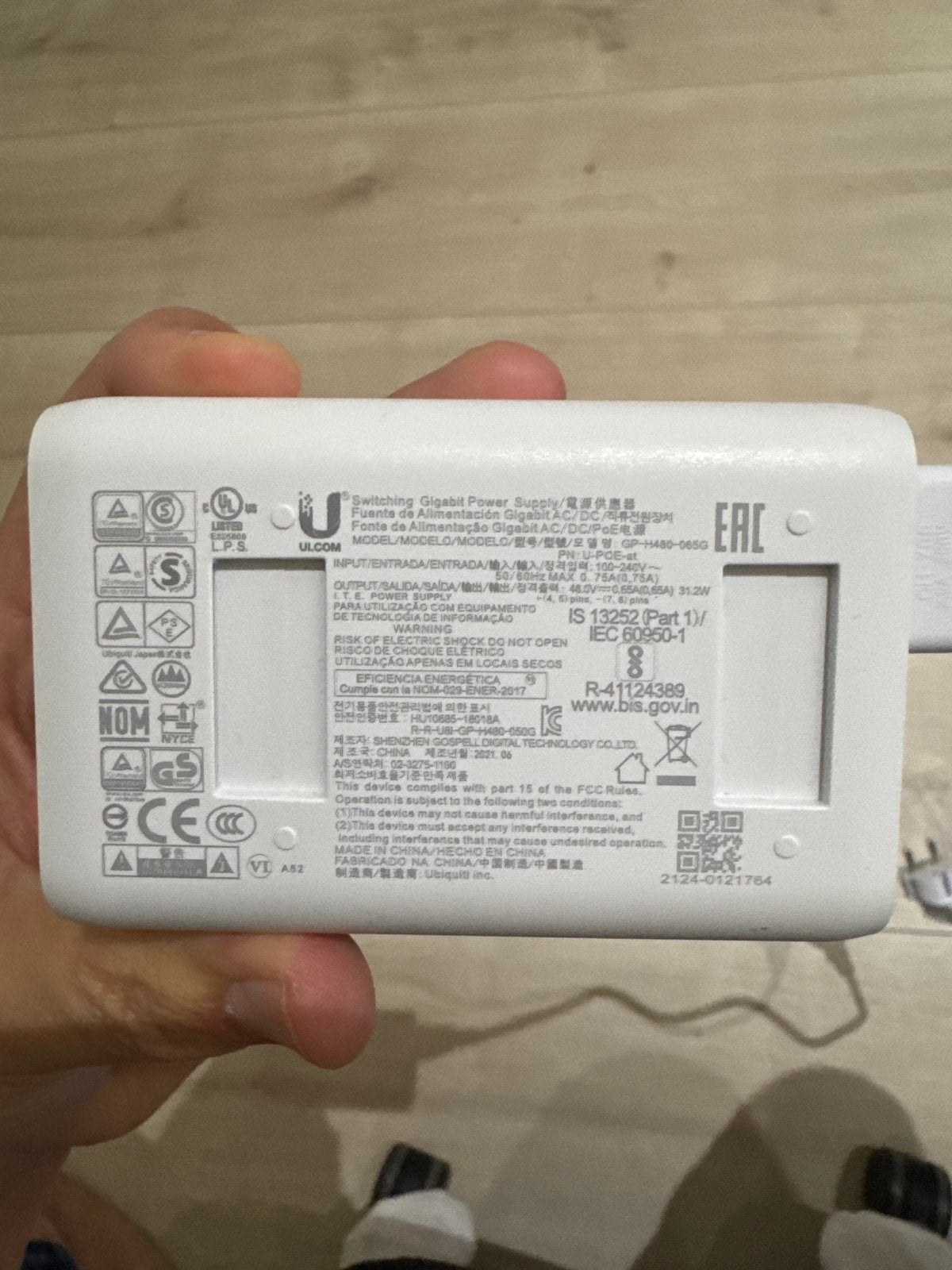 Ubiquiti Gigabit PoE Adapter GP-H480-065G - Nieuwstaat, Ophalen of Verzenden, Zo goed als nieuw