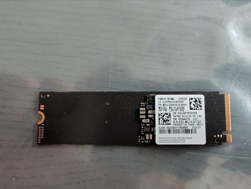 Samsung PM991 256GB NVMe M.2 2280 SSD – PCIe 3.0 x4, Computers en Software, Intern, 256GB, Ophalen of Verzenden, Zo goed als nieuw