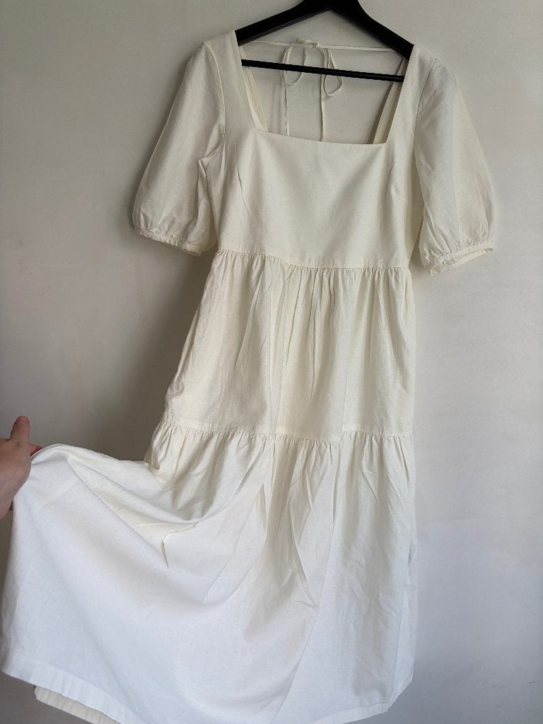 Uniqlo jurk creme xs, Verzenden, Beige, Nieuw, Maat 34 (XS) of kleiner