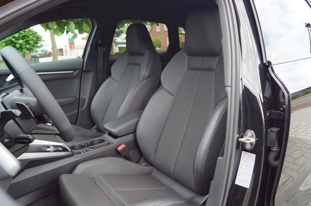 Audi A3 Sportback 45 TFSIe (245pk) 3X S-line S3 Look/Carbon/, Auto's, Audi, Automaat, Gebruikt, Zwart, 245 pk