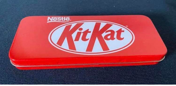KitKat rechthoekig blikje. Afm. 17,5x7,5x2 cm., Verzamelen, Ophalen of Verzenden, Zo goed als nieuw, Overige, Overige merken