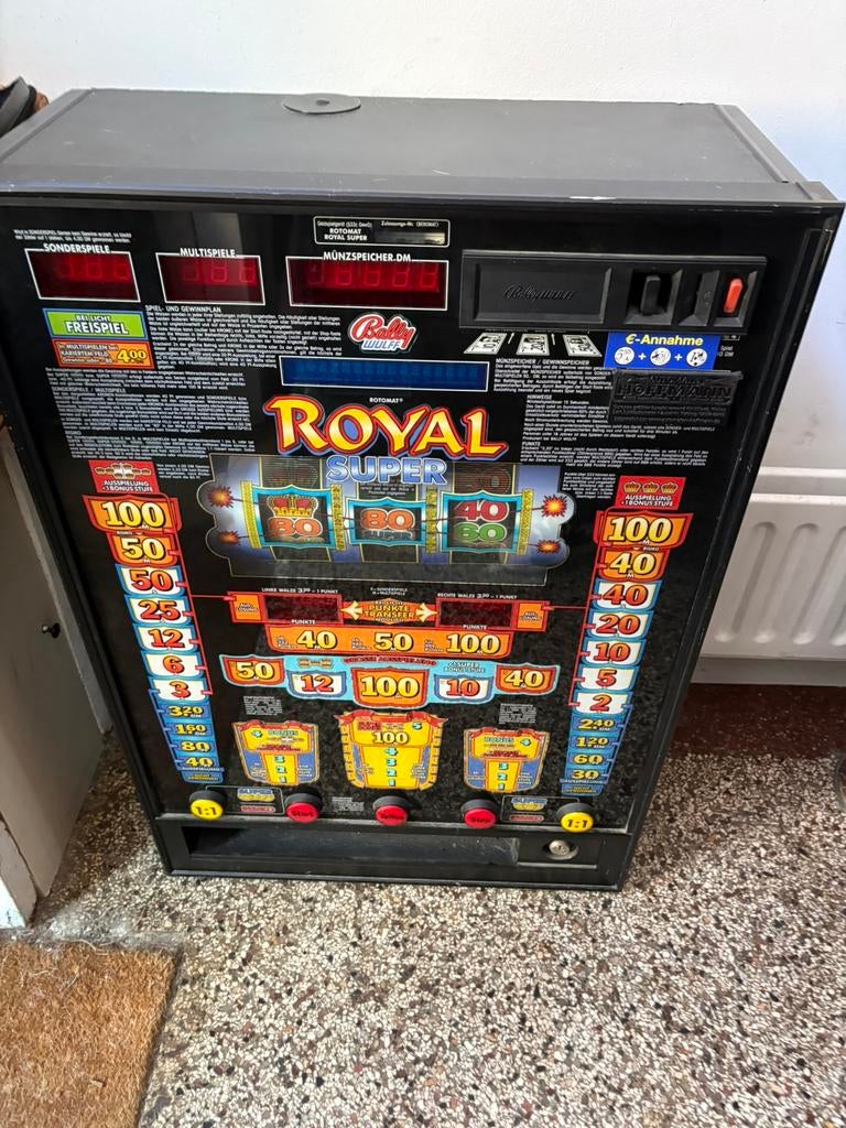 Bally wulf rotomat royal super, Verzamelen, Automaten | Gokkasten en Fruitautomaten, Euro, Ophalen, Gebruikt, Met sleutels