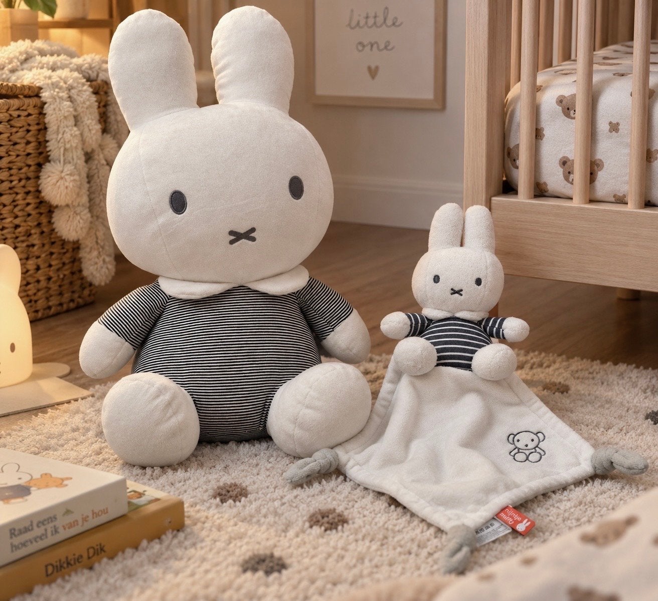 Nijntje knuffel 60 cm en knuffeldoekje (NIEUW) twv €80, Overige merken, Nijntje, Ophalen of Verzenden, Middelgroot (20 tot 80 cm)