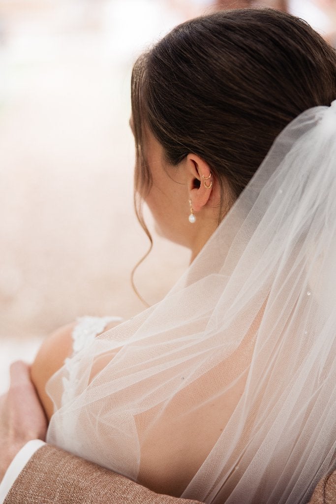 Sluier By Sisters, Wit, Ophalen of Verzenden, Zo goed als nieuw, Accessoires
