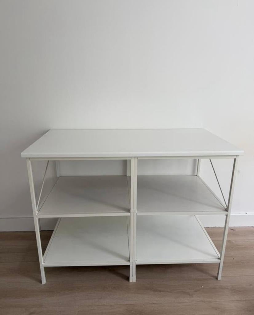 Stellingkast, Ophalen