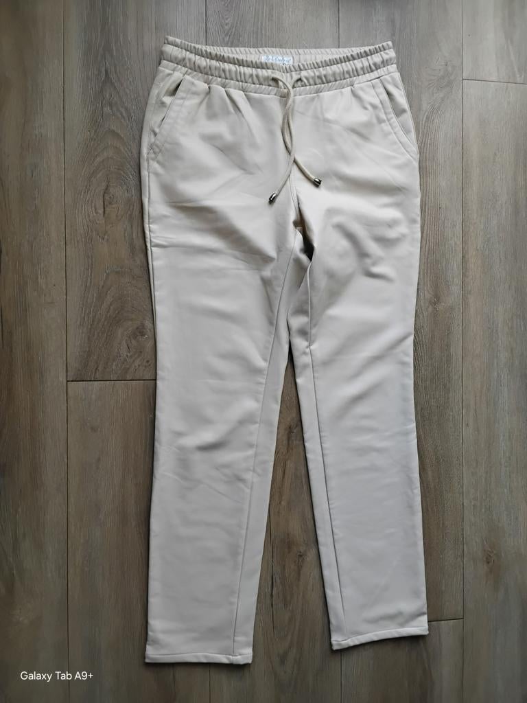 BROEK     RED     BUTTON       maat      38., Ophalen of Verzenden, Zo goed als nieuw, Maat 38/40 (M), Lang