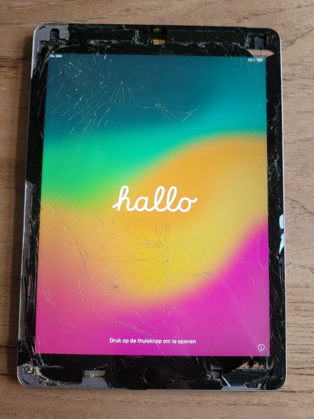 iPad A1954 32GB - Scherm gebroken, Computers en Software, 9 inch, Gebruikt, 32 GB, Apple iPad