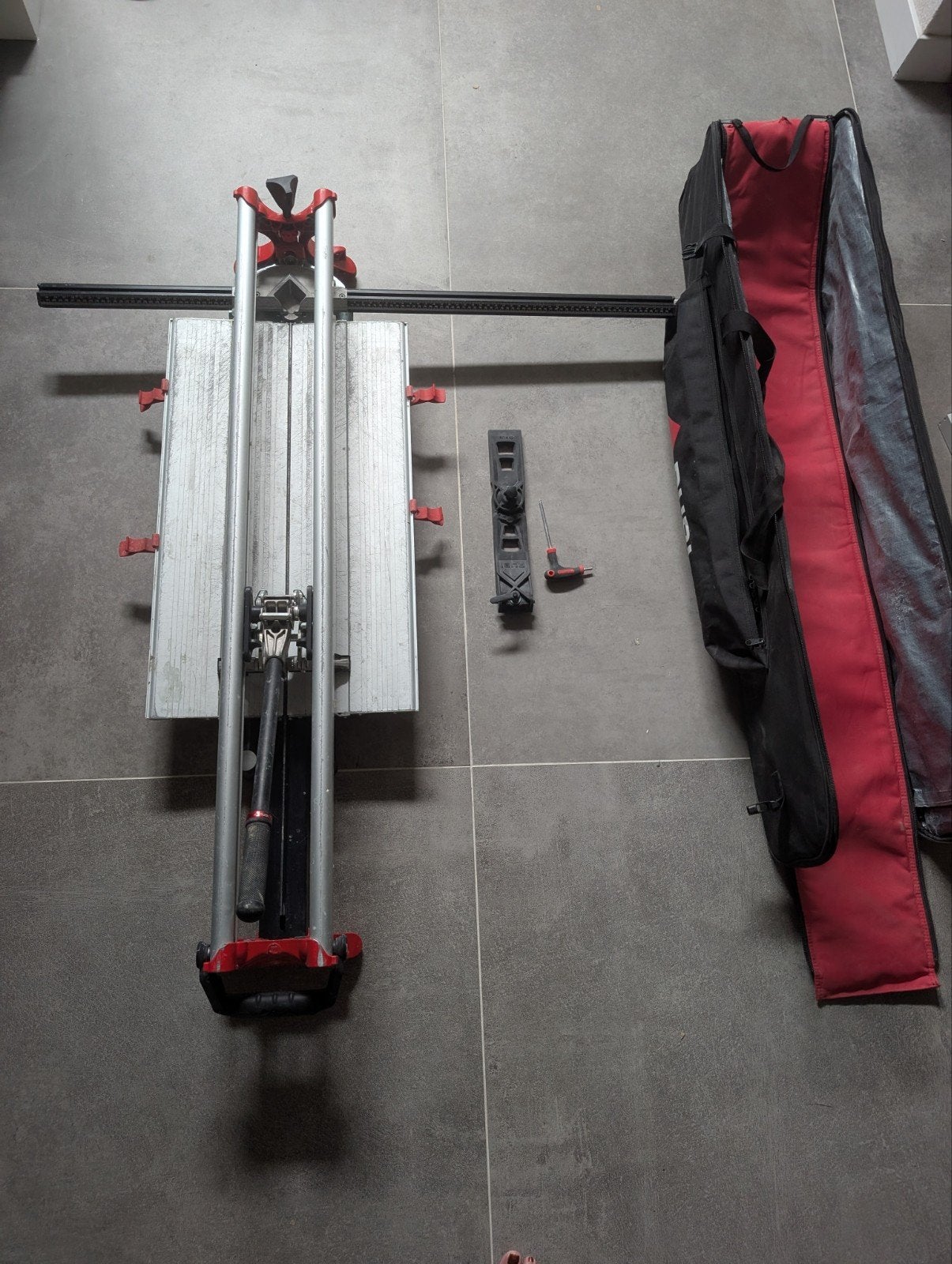 Rubi TZ-1020 Tegelsnijder met opbergtas, Doe-het-zelf en Verbouw, Tegels, Gebruikt, Overige typen, Overige materialen, 60 cm of meer