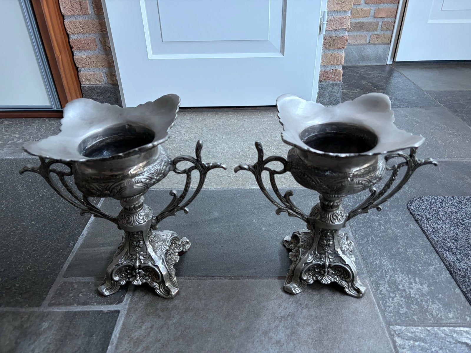Antieke verzilverde sierbekers met bloemmotieven, 19e eeuw, Ophalen of Verzenden