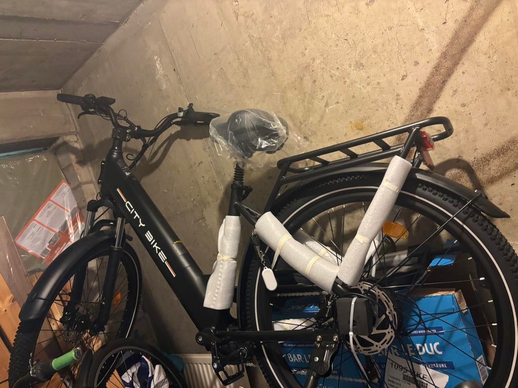 NIEUWE ELECTRISCHE  FIETS ( kijk beschrijving), Ophalen of Verzenden, Zo goed als nieuw, Overige modellen