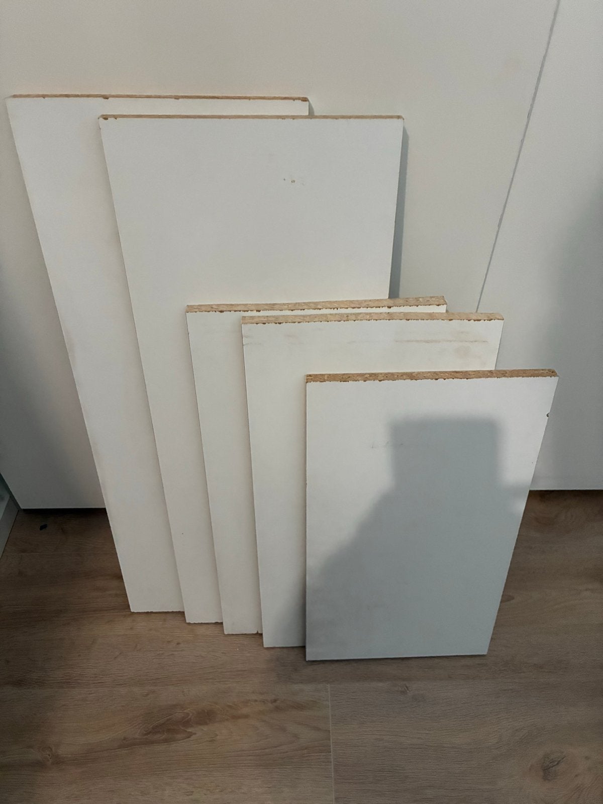 5 gratis planken: 2x 80cm, 2x 60cm, 1x 53cm (30cm diep), Doe-het-zelf en Verbouw, Ophalen, Gebruikt, Plank, Minder dan 200 cm
