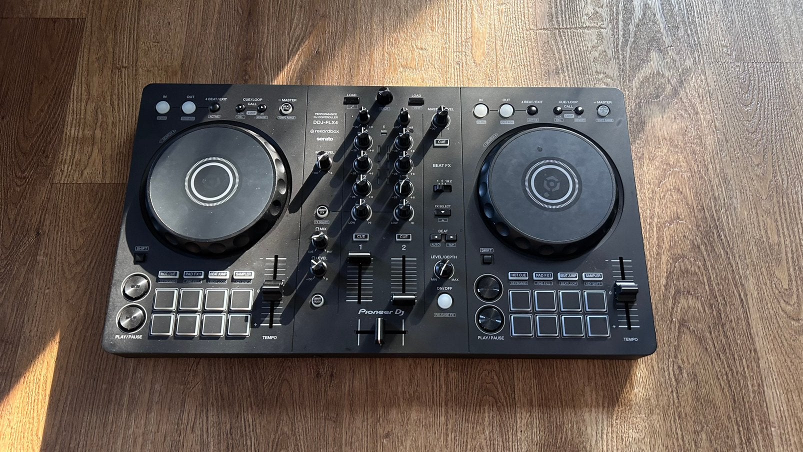 Pioneer DDJ-FLX4 met stofkap en tas, Ophalen of Verzenden, Zo goed als nieuw, Dj-set, Pioneer