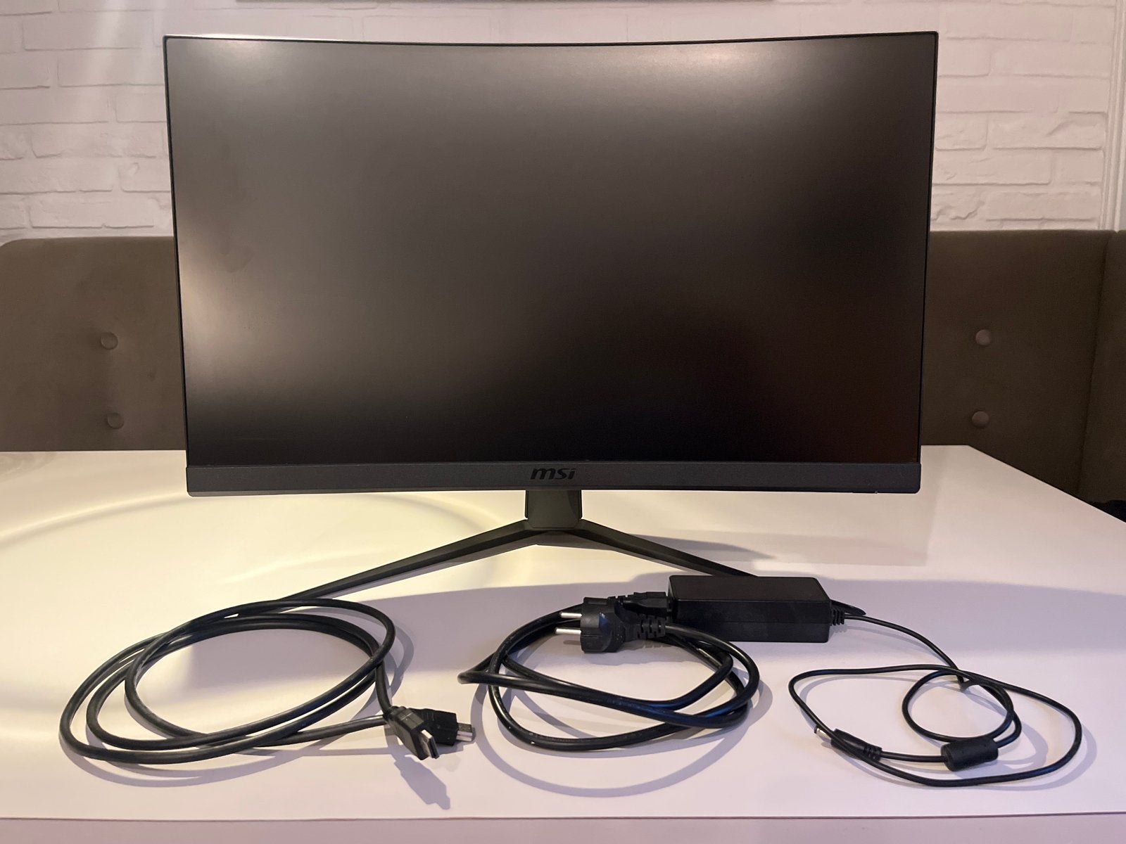 Gaming MSI monitor curved  24 inch 144 hz, HDMI, Curved, VA, Full HD