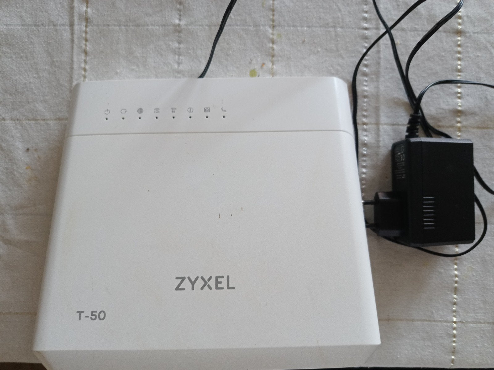 Zyxel T-50 VMG8825-T50 Router met modem, Ophalen of Verzenden, Gebruikt, Router met modem, Zyxel