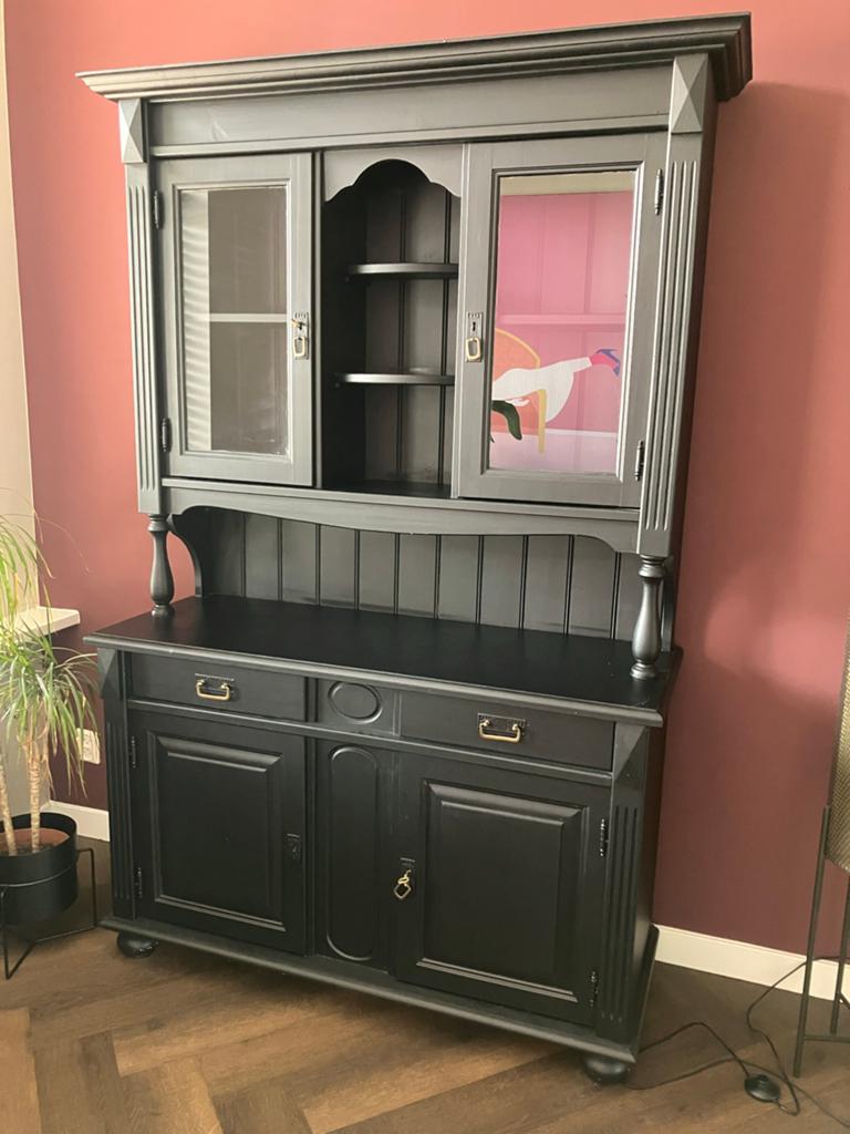 Antieke zwarte buffet kast, Huis en Inrichting, Kasten | Buffetkasten, Ophalen, Gebruikt, 100 tot 150 cm, 150 tot 200 cm