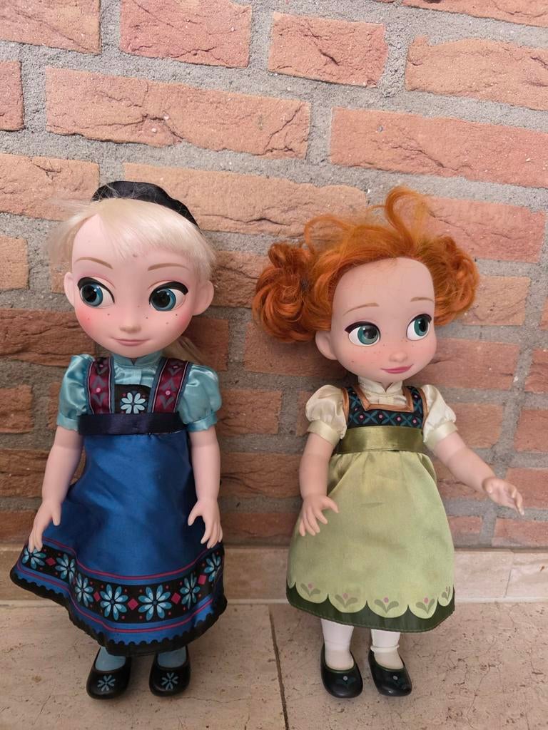 Disney poppen Frozen: Anna en Elsa, Ophalen of Verzenden, Zo goed als nieuw, Overige typen