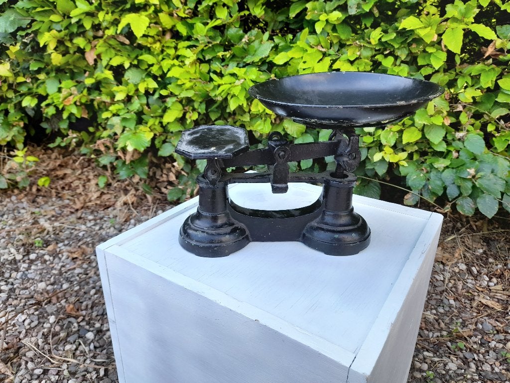 antieke metalen gietijzeren weegschaal, Ophalen of Verzenden