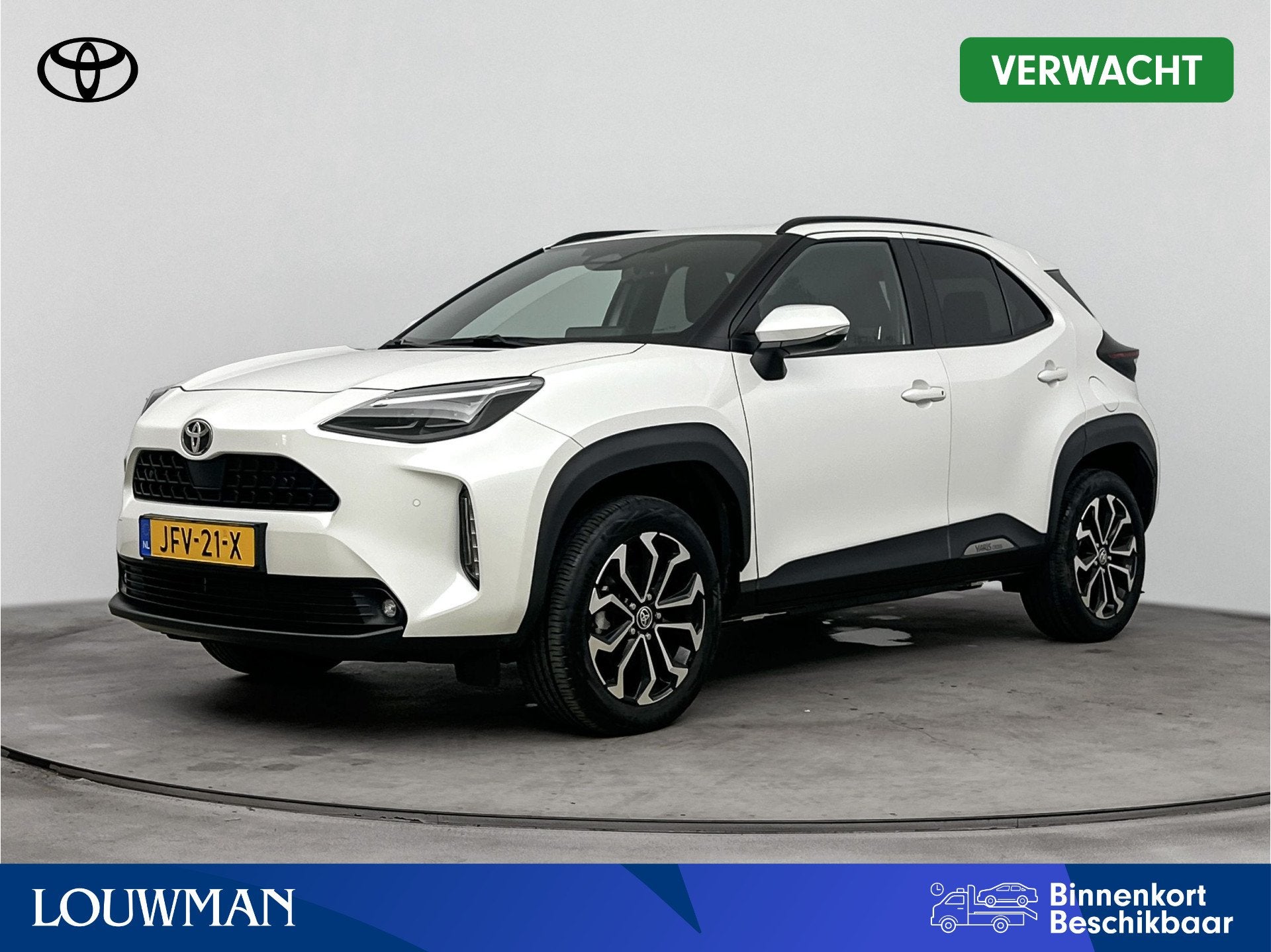 Toyota Yaris Cross 1.5 Hybrid 115 Dynamic | NL dealeronderho, Stof, Gebruikt, 116 pk, Bedrijf