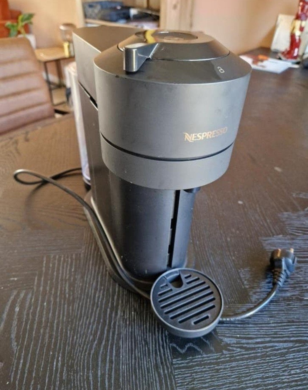 Nespresso Vertuo Next Matzwart, Ophalen, Koffiepads en cups, Koffiemachine, Zo goed als nieuw