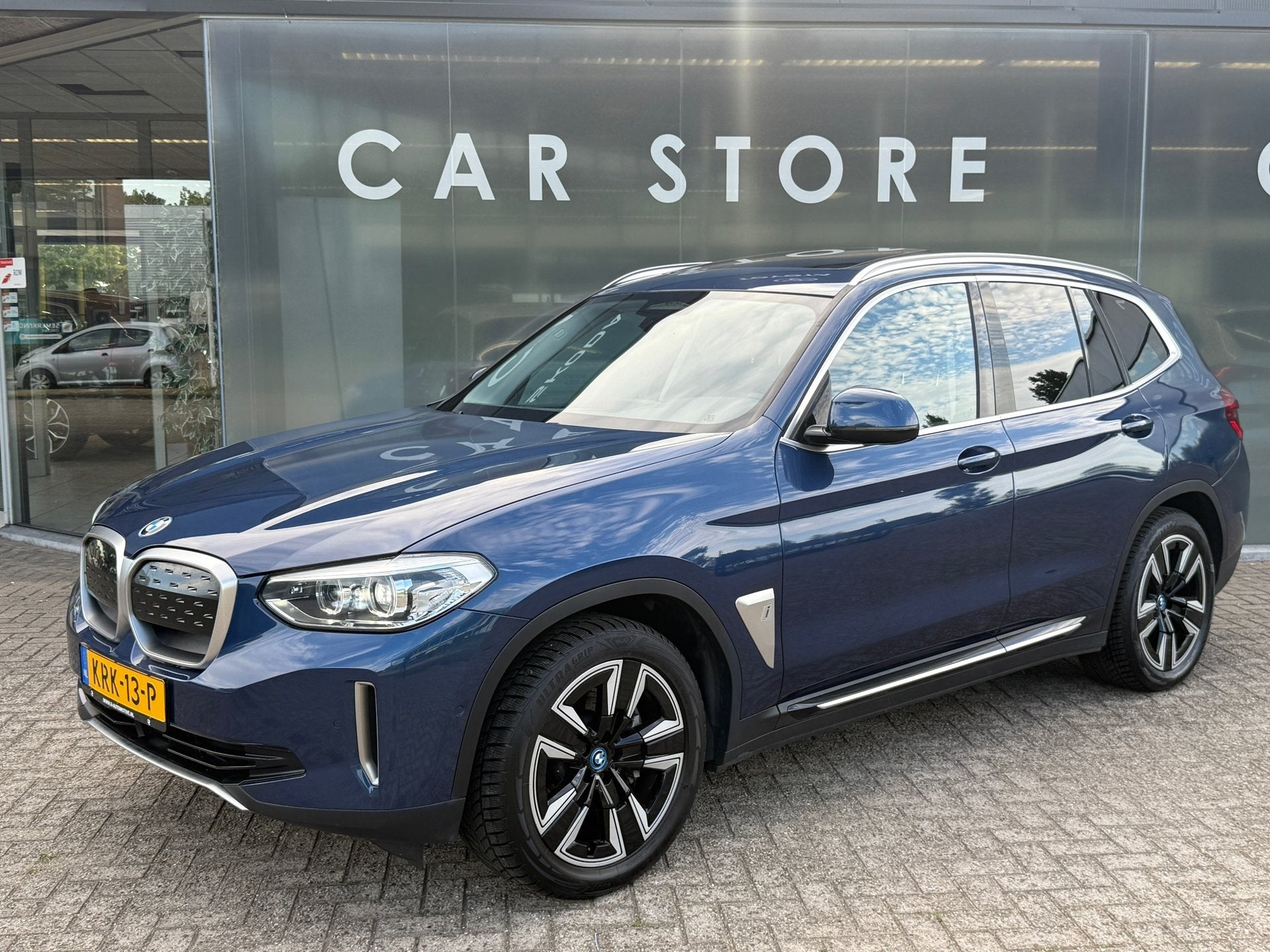 BMW IX3 Executive 80 kWh 95% SOH PANO|LEDER|DEALER ONDERHOUD, Achterwielaandrijving, Gebruikt, 80 kWh, Blauw