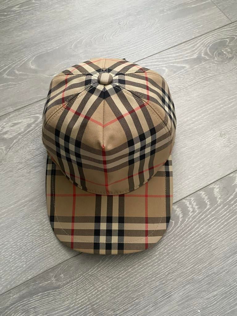 Burberry Pet, Kleding | Dames, Hoeden en Petten, Ophalen of Verzenden, Zo goed als nieuw, 58 cm (L, 7¼ inch) of meer, Pet