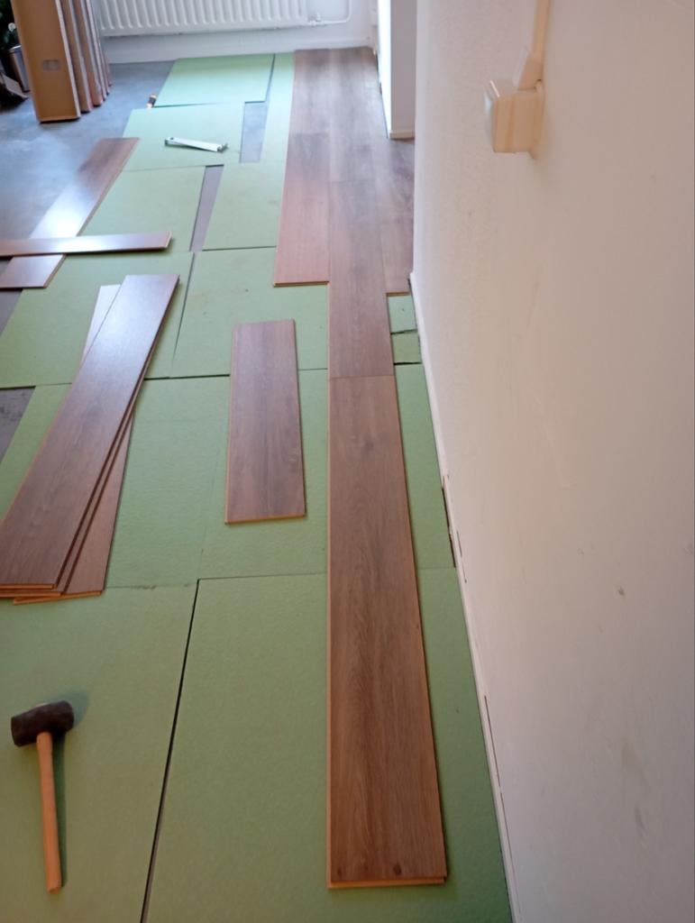Laminaat leggen laminaat legger, 50 tot 150 cm, Ophalen of Verzenden, 10 m² of meer, 10 tot 30 cm