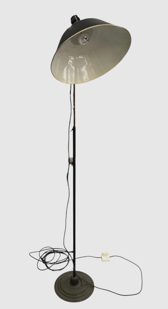 Vintage industriële vloerlamp studiolamp 50's KAP # 9892, Ophalen, KAP, Gebruikt, KAP
